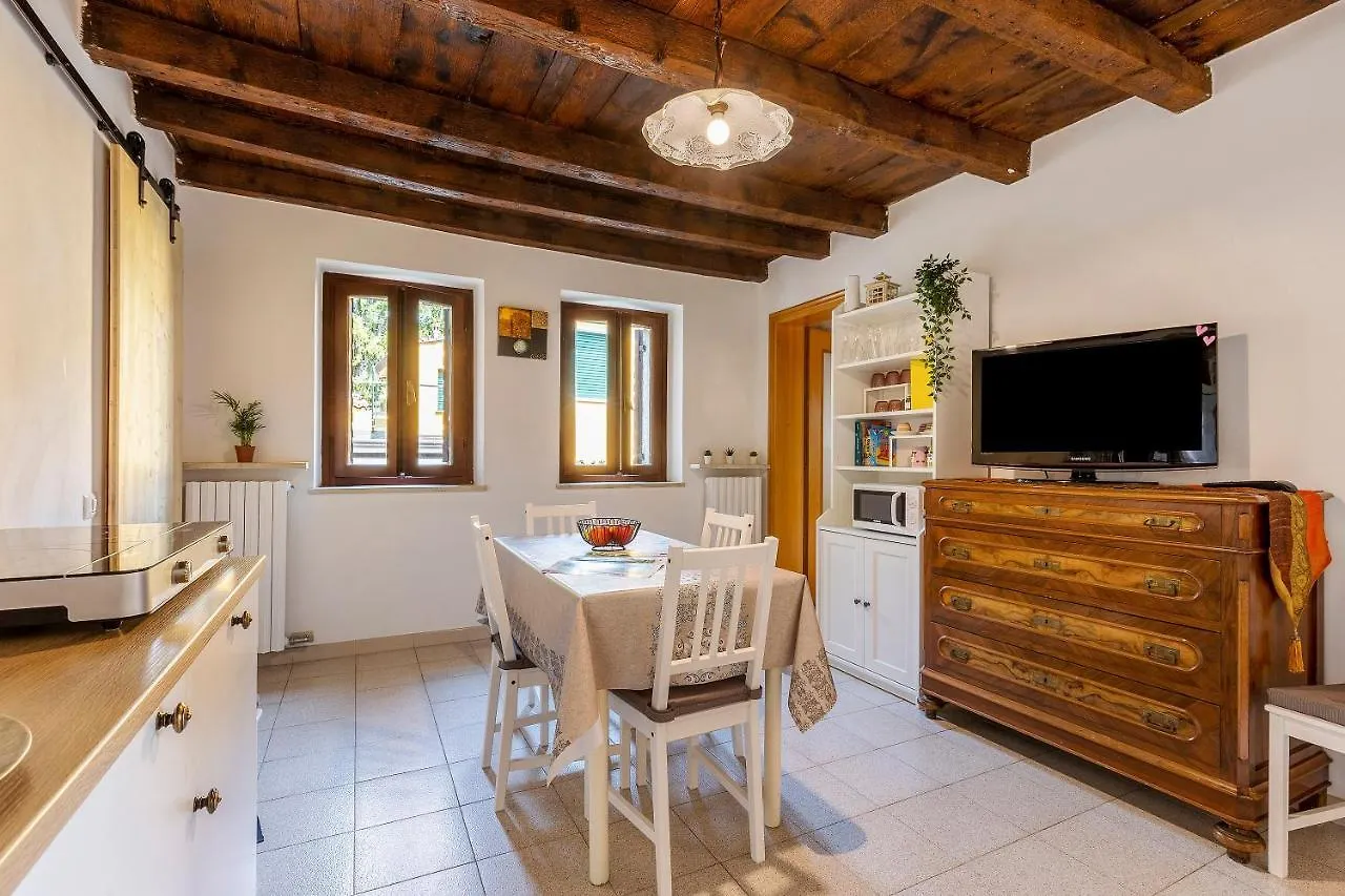 Apartment Ferienwohnung Casa Dal Vecio Carli SantʼAmbrogio di Valpolicella